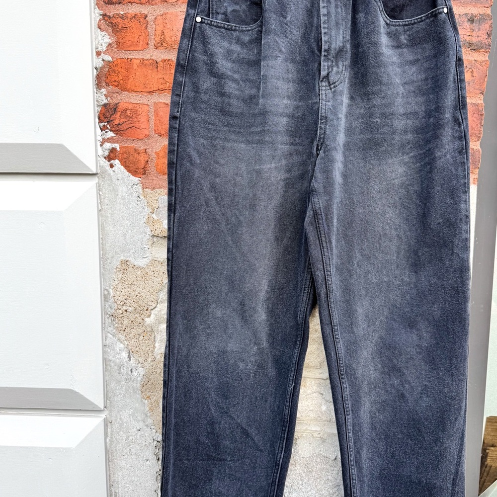 Nasty Gal Black Mom Jeans Size 8